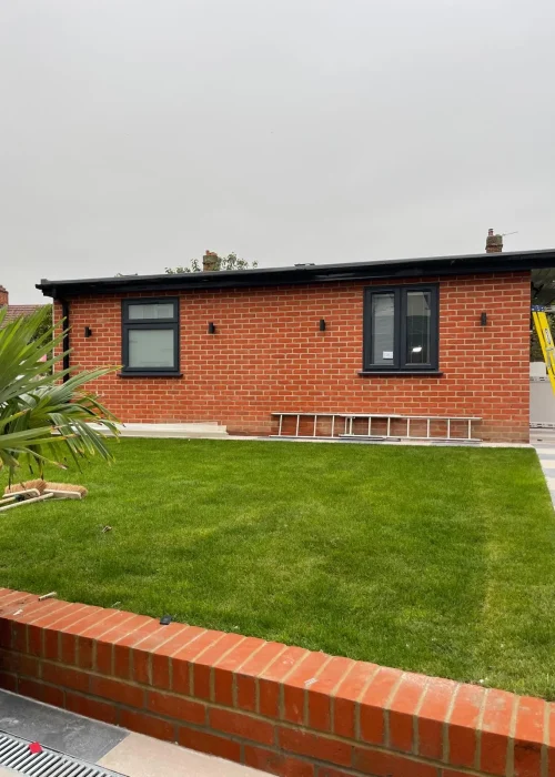 M&V Brickwork Ltd - Extension and Sumer House New Build (2)